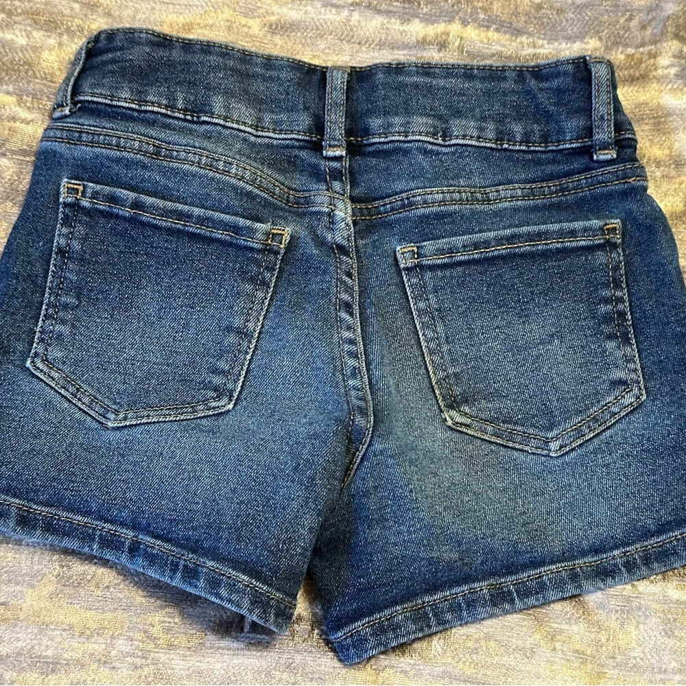 Wonder Nation Girls' Floral Slouchy Denim Shorts - Picture 2 of 3